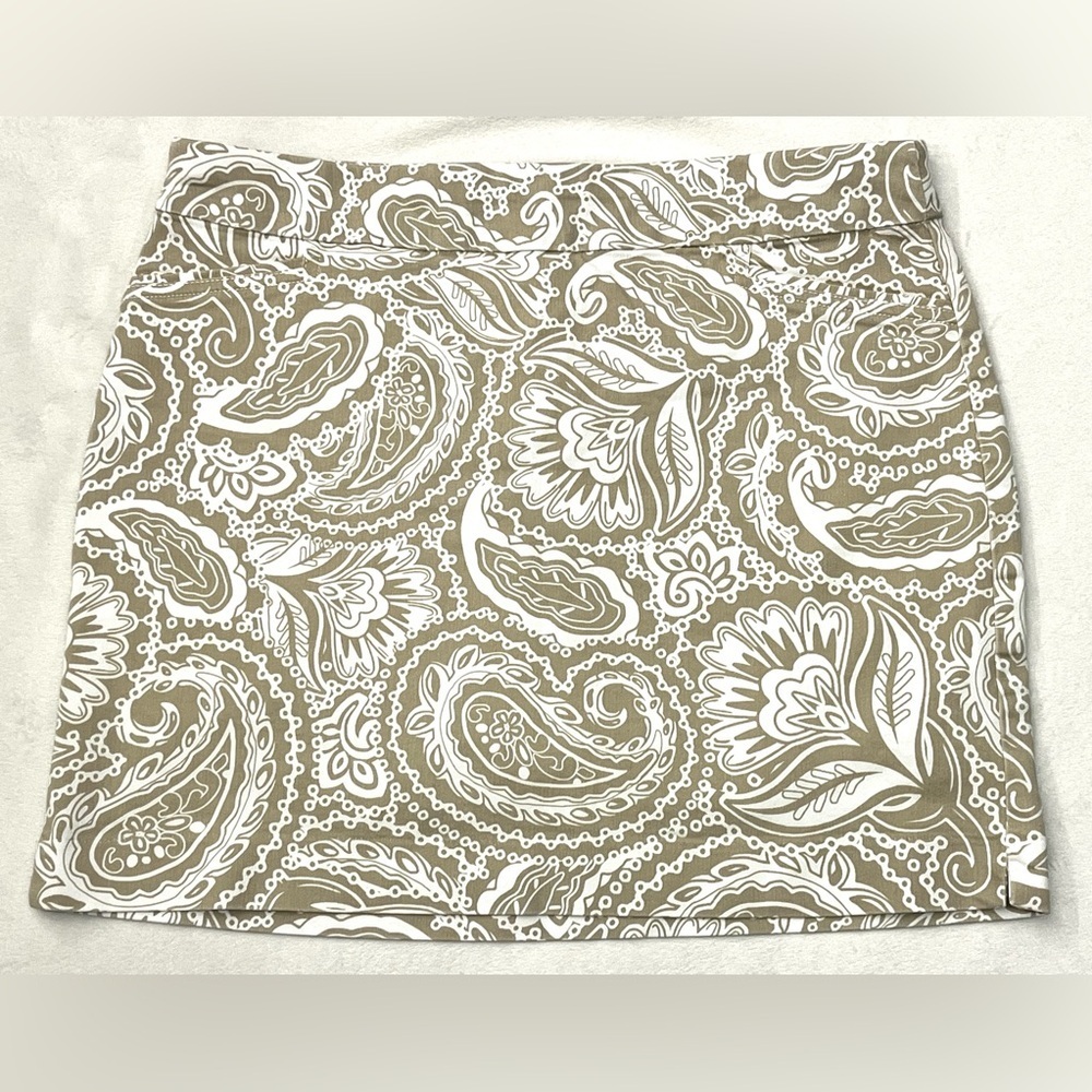 Croft & Barrow The Effortless Stretch Skort Paisley Mini Skirt in Tan & White